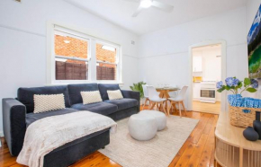Ocean Retreat, UNBEATABLE location, Family & Couple Friendly Apartment, Sydney